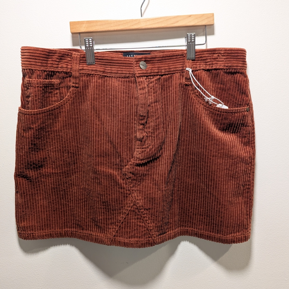 NWT Sanctuary Womens Skirt 14/32 Corduroy Ryan Mini Skirt Spice of Life Fall